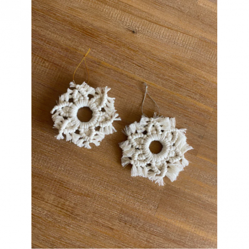 Dabble + Bloom: Macrame Snowflake Ornament