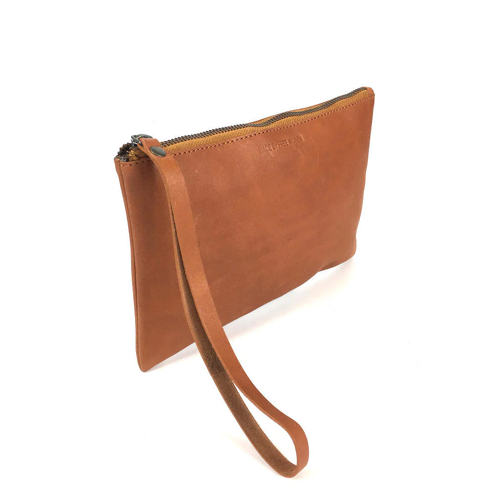 Made Free Leather Clutch Wallet: Camel - Image 2